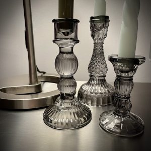Kerzenhalter aus Glas wie Kristall in Smokey Grau